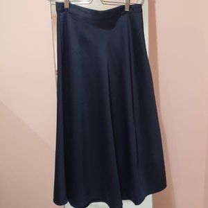 H&M navy satin skirt